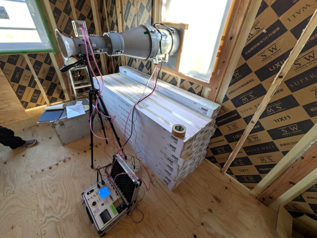 「勾配天井と風みちの木の家」現場レポート